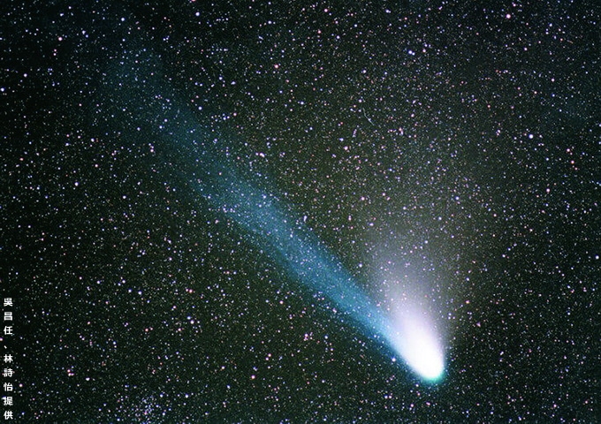 在人馬星座的球狀星團M70中被發現的海爾—波普彗星。