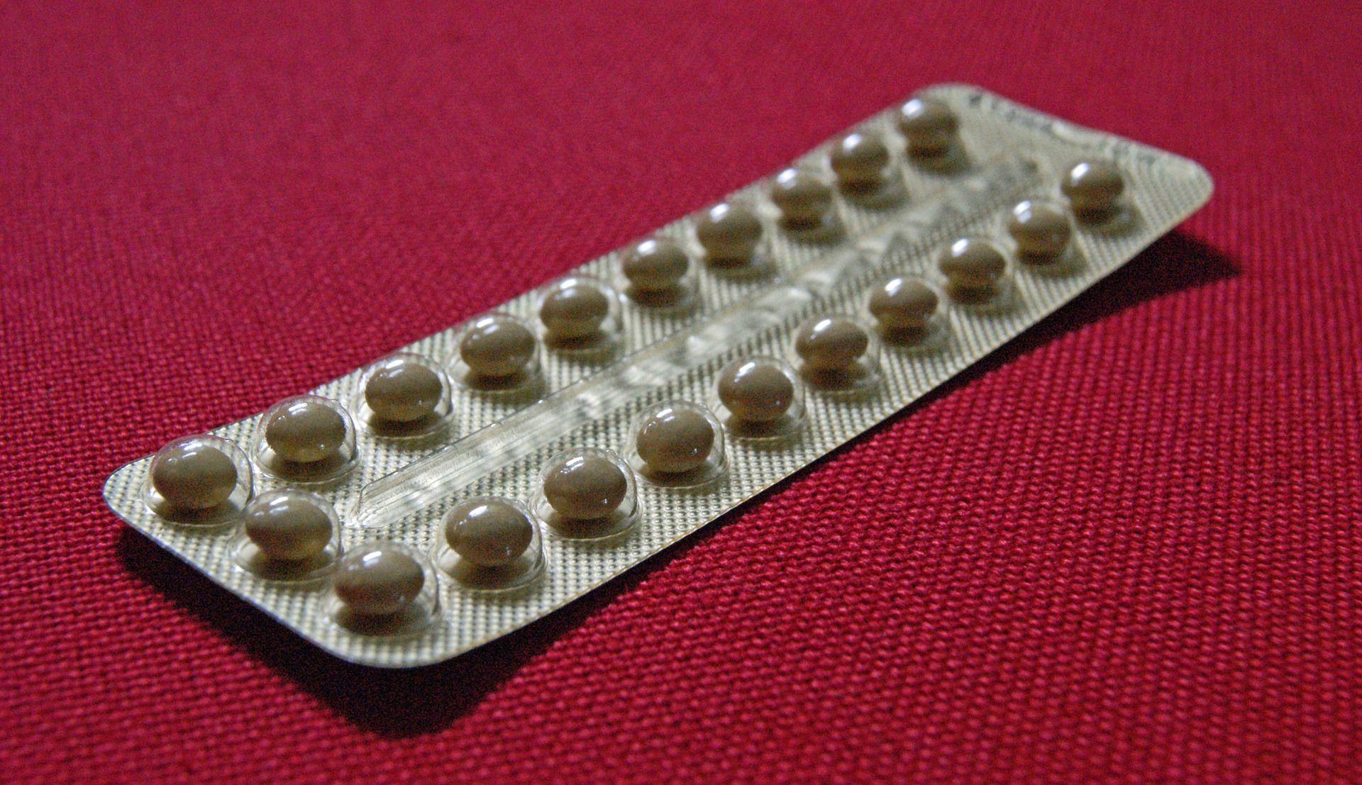 提到避孕藥，腦中是否只會浮現女性的避孕藥？（圖／Pixabay）