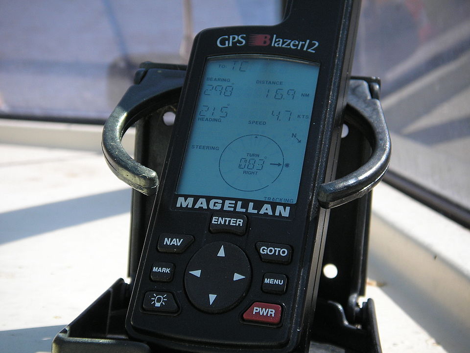 航海用的GPS接收器（圖／Nachoman-au，wikipedia）