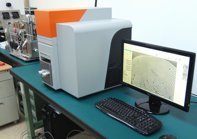 臺灣電鏡儀器所開發的桌上型電子顯微鏡