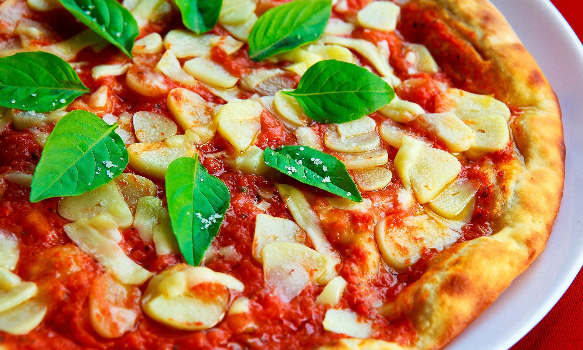 番茄時常被運用在料理，如披薩、義大利麵等等，因此也有許多人認為番茄屬於蔬菜。（圖／Pixabay）