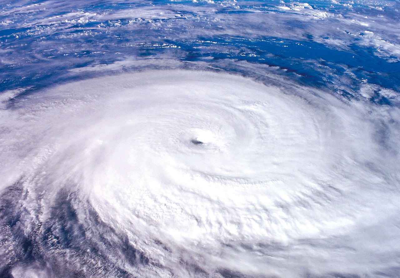 颱風或颶風的衛星雲圖