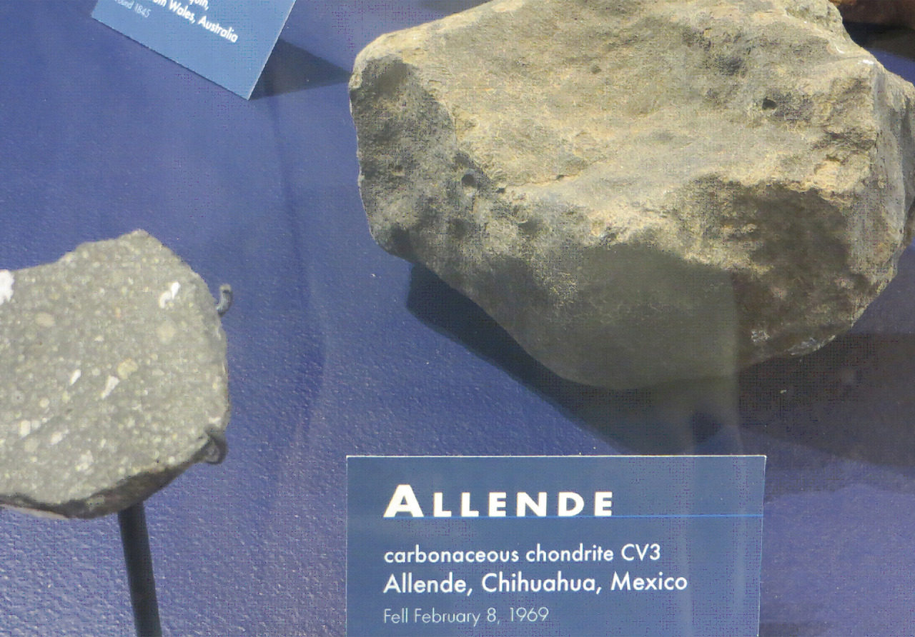 亞蘭德（Allende）礦石球粒隕石