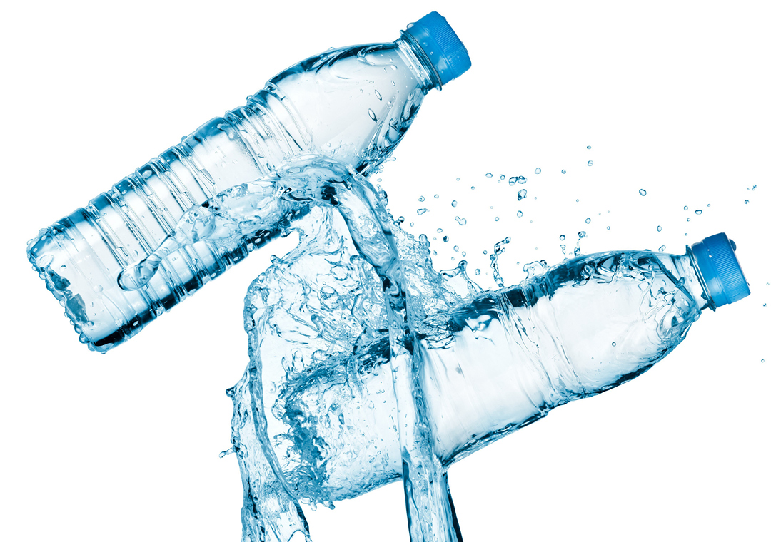 自來水中，直徑大於100微米（＝0.1毫米）的微塑膠碎片，平均數量只有瓶裝水的一半。