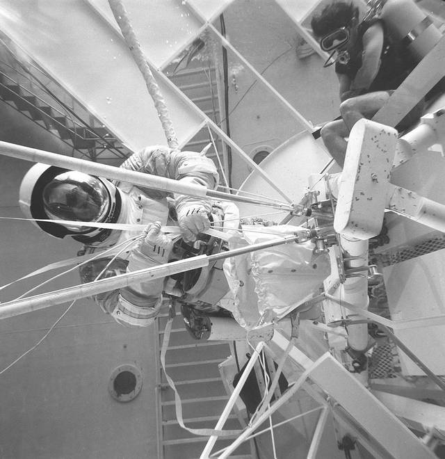美國1973年首次載人探索太空環境的「太空實驗室」(skylab)計畫。(圖片來源：NASA)