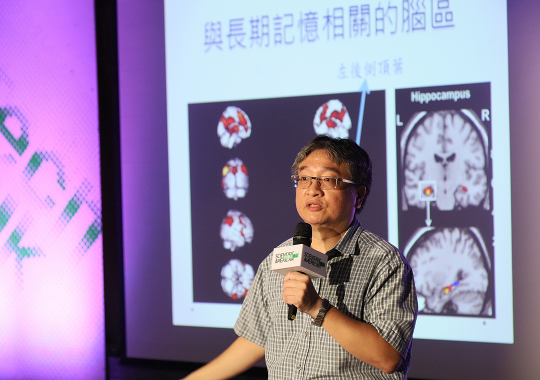 鄭仕坤教授以電腦的記憶體以及硬碟來比喻，人的記憶也可分為長期記憶與短期記憶。